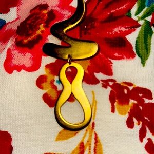 Vintage Norma Matte Gold Statement Brooch